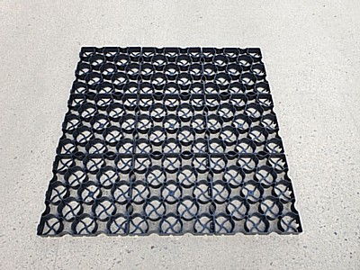 Plastic Gravel Grid - 1m Square Tile Gravel Grid