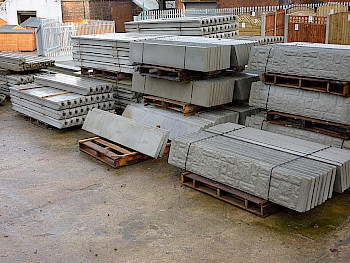 Concrete Fence Posts &amp; Bases